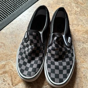 black and grey checkered slip on vans